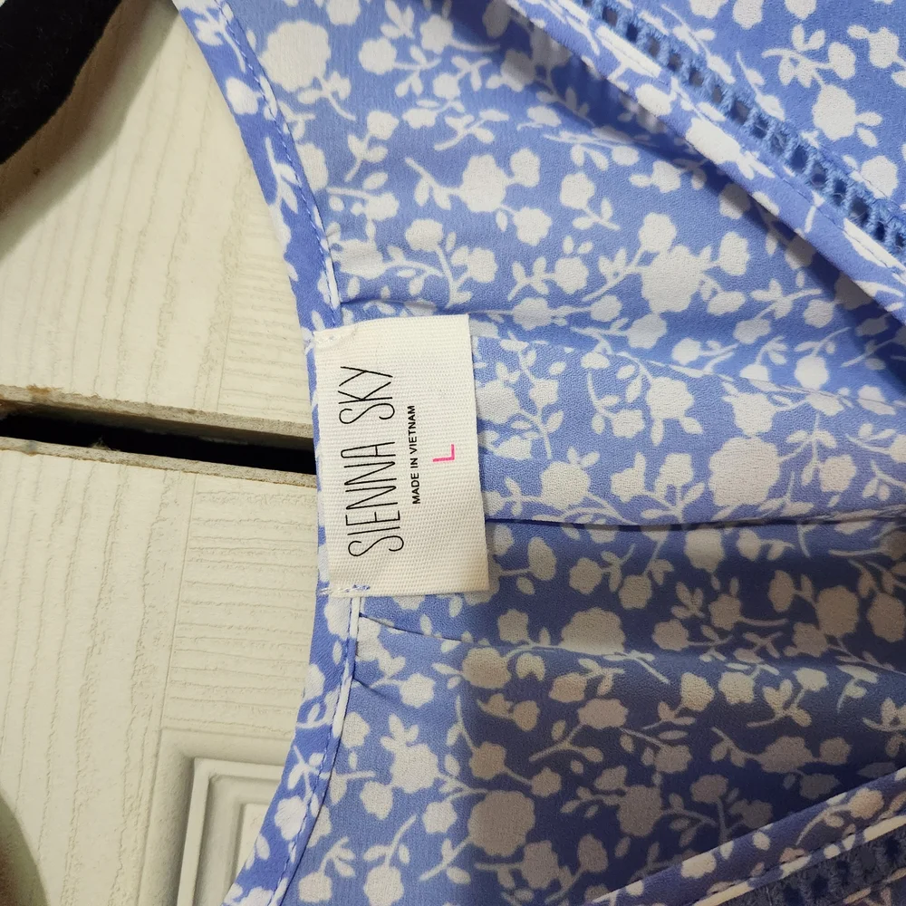 Blue and White Floral Wrap Dress - Picture 5 of 8